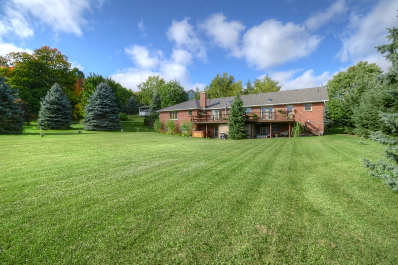 Uxbridge, Ontario Sold 1,279,000 (Offer) — Royal LePage RCR Realty