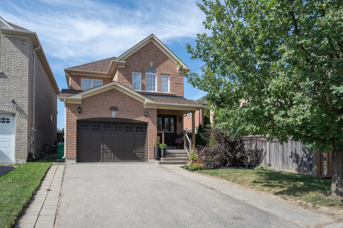 Caledon, Ontario Sold 824,800 (Offer) — Royal LePage RCR Realty, Brokerage