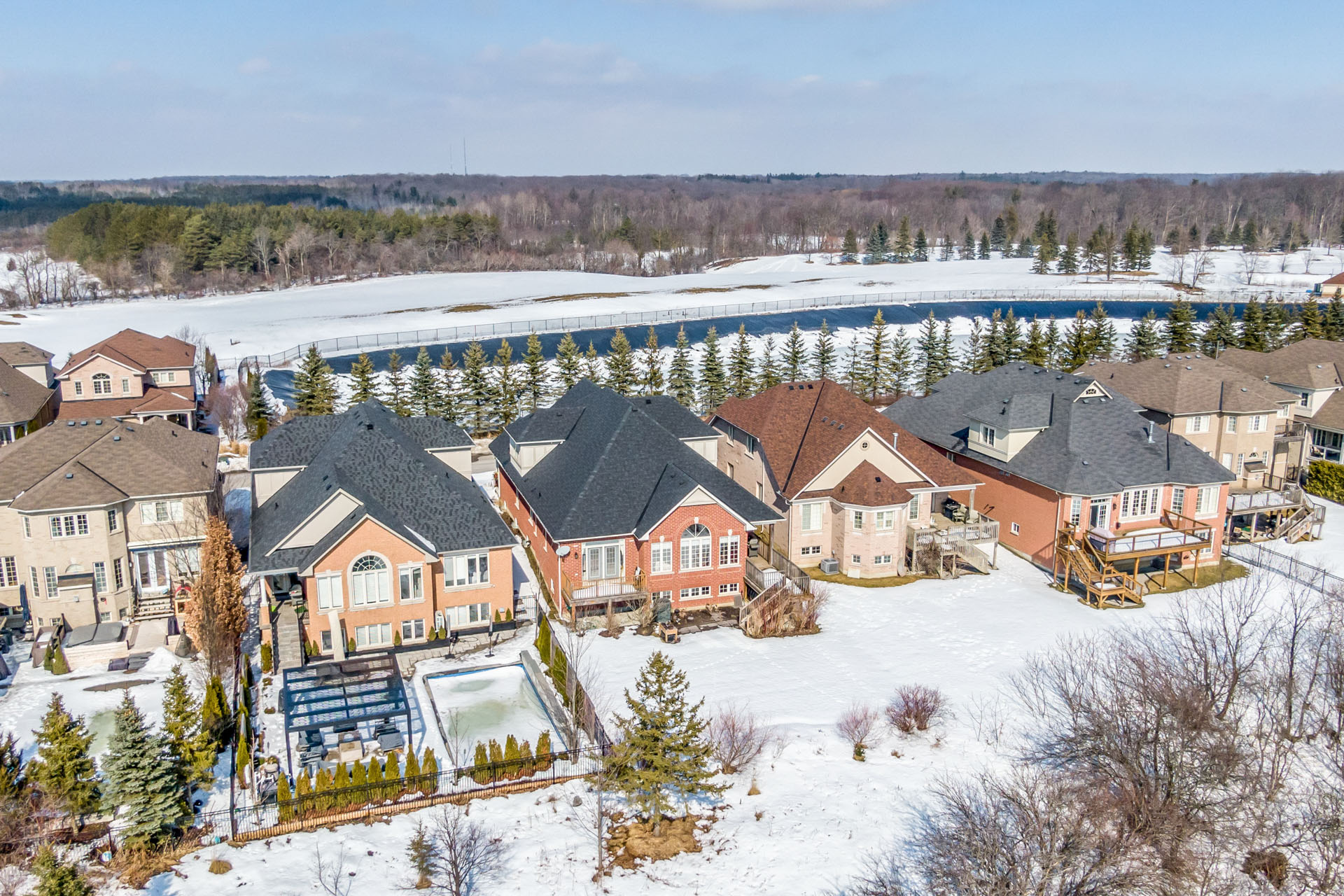 WhitchurchStouffville, Ontario Sold 1,675,000 (Offer) — Royal LePage RCR Realty, Brokerage